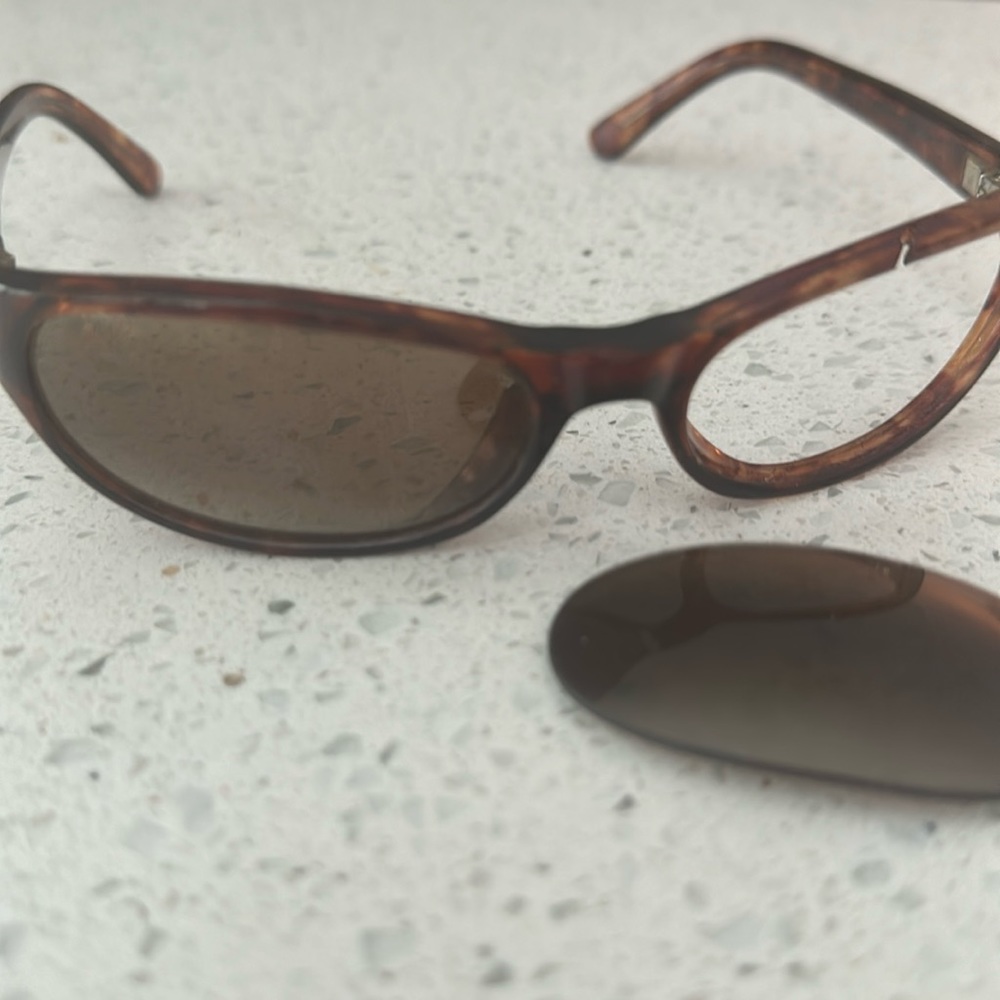 MAUI JIM Sunglasses.